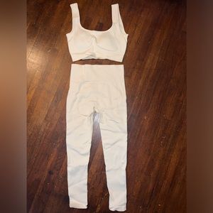 SHEIN, color cream, size medium, workout, thick, squat proof